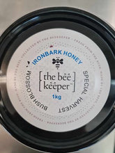 Load image into Gallery viewer, The Bee Keeper IronBark Honey 1Kg

